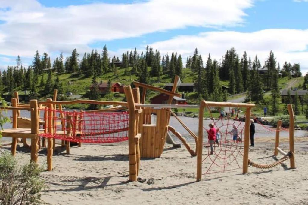 Leilighet Med Panoramautsikt Sjusjoen Innendors Parkering Exteriör bild